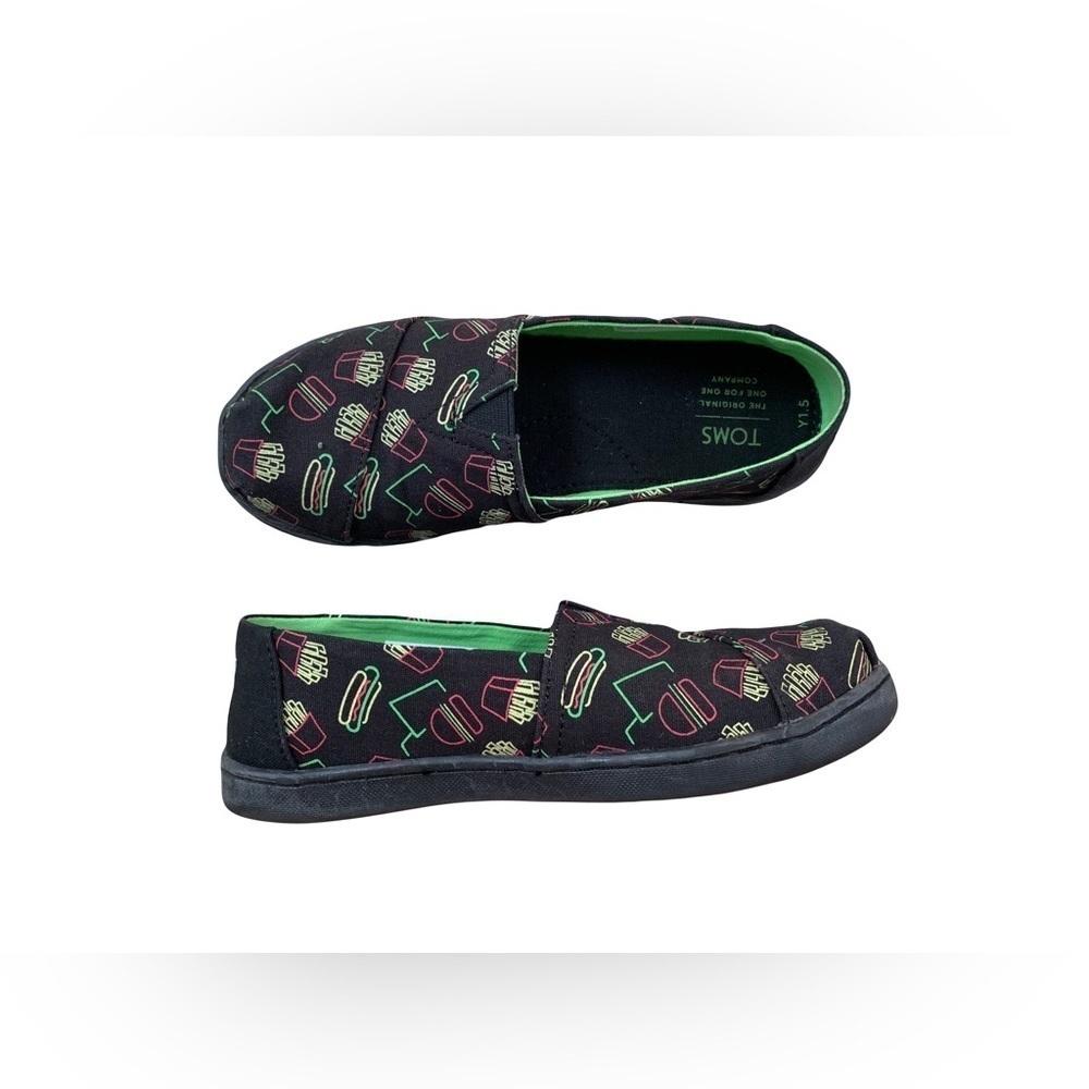 Toms Big Kid Size 1.5 Burgers, Hot Dogs, and Fries Shoes